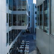 ArchitektInnen / KünstlerInnen: TREUSCH architecture<br>Projekt: Fachhochschule Wels<br>Aufnahmedatum: 03/05<br>Format: 6x9cm C-Dia<br>Lieferformat: Dia-Duplikat, Scan 300 dpi<br>Bestell-Nummer: 050311-38<br>