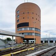 ArchitektInnen / KünstlerInnen: Architektengruppe U-Bahn<br>Projekt: Leitstelle Erdberg<br>Aufnahmedatum: 07/05<br>Format: 6x9cm C-Dia<br>Lieferformat: Dia-Duplikat, Scan 300 dpi<br>Bestell-Nummer: 050707-06<br>