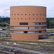 ArchitektInnen / KünstlerInnen: Architektengruppe U-Bahn<br>Projekt: Leitstelle Erdberg<br>Aufnahmedatum: 07/05<br>Format: 6x9cm C-Dia<br>Lieferformat: Dia-Duplikat, Scan 300 dpi<br>Bestell-Nummer: 050707-05<br>