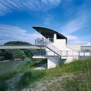 ArchitektInnen / KünstlerInnen: Otto Häuselmayer<br>Projekt: Pumpstation <br>Aufnahmedatum: 07/05<br>Format: 6x9cm C-Dia<br>Lieferformat: Dia-Duplikat, Scan 300 dpi<br>Bestell-Nummer: 050721-03<br>