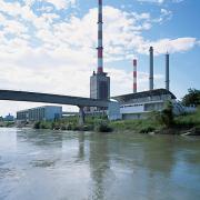 ArchitektInnen / KünstlerInnen: Otto Häuselmayer<br>Projekt: Pumpstation <br>Aufnahmedatum: 07/05<br>Format: 6x9cm C-Dia<br>Lieferformat: Dia-Duplikat, Scan 300 dpi<br>Bestell-Nummer: 050721-05<br>