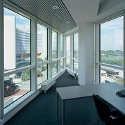 ArchitektInnen / KünstlerInnen: Holzbauer und Partner ZT GmbH<br>Projekt: Tech Gate Tower<br>Aufnahmedatum: 08/05<br>Format: 6x9cm C-Dia<br>Lieferformat: Dia-Duplikat, Scan 300 dpi<br>Bestell-Nummer: 050803-21<br>
