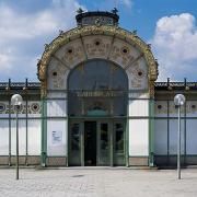 ArchitektInnen / KünstlerInnen: Otto Wagner<br>Projekt: Stadtbahnstation<br>Aufnahmedatum: 08/05<br>Format: 6x9cm C-Dia<br>Lieferformat: Dia-Duplikat, Scan 300 dpi<br>Bestell-Nummer: 050830-01<br>