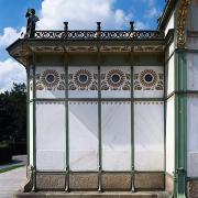 ArchitektInnen / KünstlerInnen: Otto Wagner<br>Projekt: Stadtbahnstation<br>Aufnahmedatum: 08/05<br>Format: 6x9cm C-Dia<br>Lieferformat: Dia-Duplikat, Scan 300 dpi<br>Bestell-Nummer: 050830-05<br>