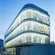ArchitektInnen / KünstlerInnen: Johannes Zieser<br>Projekt: Alpenland<br>Aufnahmedatum: 10/05<br>Format: 6x9cm C-Dia<br>Lieferformat: Dia-Duplikat, Scan 300 dpi<br>Bestell-Nummer: 051019-35<br>