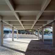 ArchitektInnen / KünstlerInnen: Johannes Zieser<br>Projekt: Gemeindezentrum Stephanshart<br>Aufnahmedatum: 10/05<br>Format: 6x9cm C-Dia<br>Lieferformat: Dia-Duplikat, Scan 300 dpi<br>Bestell-Nummer: 051027-10<br>