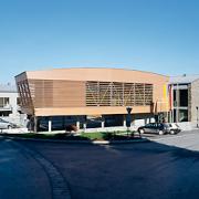 ArchitektInnen / KünstlerInnen: Johannes Zieser<br>Projekt: Gemeindezentrum Stephanshart<br>Aufnahmedatum: 10/05<br>Format: 6x9cm C-Dia<br>Lieferformat: Dia-Duplikat, Scan 300 dpi<br>Bestell-Nummer: 051027-02<br>