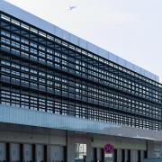 ArchitektInnen / KünstlerInnen: Andreas Treusch<br>Projekt: ACC Air Cargo Center<br>Aufnahmedatum: 01/06<br>Format: 6x9cm C-Dia<br>Lieferformat: Dia-Duplikat, Scan 300 dpi<br>Bestell-Nummer: 060113-11<br>