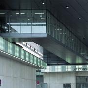 ArchitektInnen / KünstlerInnen: Andreas Treusch<br>Projekt: ACC Air Cargo Center<br>Aufnahmedatum: 01/06<br>Format: 6x9cm C-Dia<br>Lieferformat: Dia-Duplikat, Scan 300 dpi<br>Bestell-Nummer: 060113-15<br>