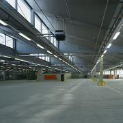 ArchitektInnen / KünstlerInnen: Andreas Treusch<br>Projekt: ACC Air Cargo Center<br>Aufnahmedatum: 01/06<br>Format: 6x9cm C-Dia<br>Lieferformat: Dia-Duplikat, Scan 300 dpi<br>Bestell-Nummer: 060113-23<br>