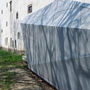 ArchitektInnen / KünstlerInnen: nonconform zt gmbh, MAGK Architekten aichholzer | klein ZT OG, synn architekten ZT-OG<br>Projekt: Schloss Orth<br>Aufnahmedatum: 04/06<br>Format: 6x9cm C-Dia<br>Lieferformat: Dia-Duplikat, Scan 300 dpi<br>Bestell-Nummer: 060420-14<br>