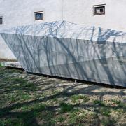 ArchitektInnen / KünstlerInnen: nonconform zt gmbh, MAGK Architekten aichholzer | klein ZT OG, synn architekten ZT-OG<br>Projekt: Schloss Orth<br>Aufnahmedatum: 04/06<br>Format: 6x9cm C-Dia<br>Lieferformat: Dia-Duplikat, Scan 300 dpi<br>Bestell-Nummer: 060420-15<br>