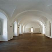 ArchitektInnen / KünstlerInnen: nonconform zt gmbh, MAGK Architekten aichholzer | klein ZT OG, synn architekten ZT-OG<br>Projekt: Schloss Orth<br>Aufnahmedatum: 04/06<br>Format: 6x9cm C-Dia<br>Lieferformat: Dia-Duplikat, Scan 300 dpi<br>Bestell-Nummer: 060420-27<br>