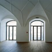 ArchitektInnen / KünstlerInnen: nonconform zt gmbh, MAGK Architekten aichholzer | klein ZT OG, synn architekten ZT-OG<br>Projekt: Schloss Orth<br>Aufnahmedatum: 04/06<br>Format: 6x9cm C-Dia<br>Lieferformat: Dia-Duplikat, Scan 300 dpi<br>Bestell-Nummer: 060420-28<br>