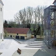 ArchitektInnen / KünstlerInnen: nonconform zt gmbh, MAGK Architekten aichholzer | klein ZT OG, synn architekten ZT-OG<br>Projekt: Schloss Orth<br>Aufnahmedatum: 04/06<br>Format: 6x9cm C-Dia<br>Lieferformat: Dia-Duplikat, Scan 300 dpi<br>Bestell-Nummer: 060420-32<br>