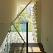 ArchitektInnen / KünstlerInnen: MAGK Architekten aichholzer | klein ZT OG<br>Projekt: Haus A.<br>Aufnahmedatum: 05/06<br>Format: 6x9cm C-Dia<br>Lieferformat: Dia-Duplikat, Scan 300 dpi<br>Bestell-Nummer: 060506-08<br>