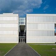 ArchitektInnen / KünstlerInnen: Martin Kohlbauer<br>Projekt: SEW Eurodrive<br>Aufnahmedatum: 06/06<br>Format: 6x9cm C-Dia<br>Lieferformat: Dia-Duplikat, Scan 300 dpi<br>Bestell-Nummer: 060606-38<br>