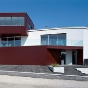 ArchitektInnen / KünstlerInnen: MAGK Architekten aichholzer | klein ZT OG<br>Projekt: Haus St.<br>Aufnahmedatum: 07/06<br>Format: 6x9cm C-Dia<br>Lieferformat: Dia-Duplikat, Scan 300 dpi<br>Bestell-Nummer: 060725-04<br>