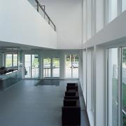 ArchitektInnen / KünstlerInnen: Roger Karré<br>Projekt: Bürogebäude Hinteregger<br>Aufnahmedatum: 10/06<br>Format: 6x9cm C-Dia<br>Lieferformat: Dia-Duplikat, Scan 300 dpi<br>Bestell-Nummer: 061010-19<br>