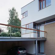 ArchitektInnen / KünstlerInnen: Judith Eiblmayr<br>Projekt: Haus P.<br>Aufnahmedatum: 10/00<br>Format: 6x9cm C-Dia<br>Lieferformat: Dia-Duplikat, Scan 300 dpi<br>Bestell-Nummer: 001004-05<br>
