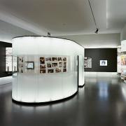 ArchitektInnen / KünstlerInnen: BWM Architekten<br>Projekt: Salzburg Museum<br>Aufnahmedatum: 05/07<br>Format: 6x9cm C-Neg<br>Lieferformat: C-Print, Scan 300 dpi<br>Bestell-Nummer: 070529-03<br>
