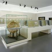 ArchitektInnen / KünstlerInnen: BWM Architekten<br>Projekt: Salzburg Museum<br>Aufnahmedatum: 05/07<br>Format: 6x9cm C-Neg<br>Lieferformat: C-Print, Scan 300 dpi<br>Bestell-Nummer: 070529-23<br>
