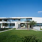 ArchitektInnen / KünstlerInnen: Pichler & Traupmann Architekten ZT GmbH<br>Projekt: Haus Ö.<br>Aufnahmedatum: 04/07<br>Format: 6x9cm C-Dia<br>Lieferformat: Dia-Duplikat, Scan 300 dpi<br>Bestell-Nummer: 070427-16<br>