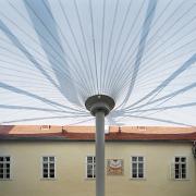 ArchitektInnen / KünstlerInnen: Johannes Zieser<br>Projekt: Landesausstellung St.Peter i.d. Au<br>Aufnahmedatum: 10/07<br>Format: 6x9cm C-Dia<br>Lieferformat: Dia-Duplikat, Scan 300 dpi<br>Bestell-Nummer: 071010-01<br>