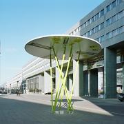 ArchitektInnen / KünstlerInnen: Johannes Zieser<br>Projekt: Wegeleitsystem Landhausviertel<br>Aufnahmedatum: 02/08<br>Format: 6x9cm C-Neg<br>Lieferformat: C-Print, Scan 300 dpi<br>Bestell-Nummer: 080205-16<br>