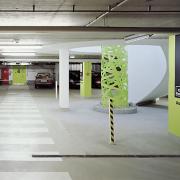 ArchitektInnen / KünstlerInnen: Johannes Zieser<br>Projekt: Wegeleitsystem Landhausviertel<br>Aufnahmedatum: 02/08<br>Format: 6x9cm C-Neg<br>Lieferformat: C-Print, Scan 300 dpi<br>Bestell-Nummer: 080205-32<br>