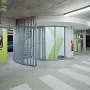 ArchitektInnen / KünstlerInnen: Johannes Zieser<br>Projekt: Wegeleitsystem Landhausviertel<br>Aufnahmedatum: 02/08<br>Format: 6x9cm C-Neg<br>Lieferformat: C-Print, Scan 300 dpi<br>Bestell-Nummer: 080205-29<br>