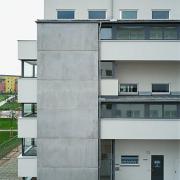ArchitektInnen / KünstlerInnen: Walter Stelzhammer<br>Projekt: Wohnhausanlage am Leberberg<br>Aufnahmedatum: 09/97<br>Format: 6x9cm C-Dia<br>Lieferformat: Dia-Duplikat, Scan 300 dpi<br>Bestell-Nummer: 970909-15<br>