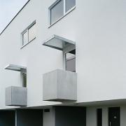 ArchitektInnen / KünstlerInnen: Walter Stelzhammer<br>Projekt: Wohnarche Atzgersdorf<br>Aufnahmedatum: 04/99<br>Format: 6x9cm C-Dia<br>Lieferformat: Dia-Duplikat, Scan 300 dpi<br>Bestell-Nummer: 990429-16<br>