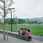 ArchitektInnen / KünstlerInnen: Hager Partner AG<br>Projekt: Rudolf Bednar Park<br>Aufnahmedatum: 08/08<br>Format: 6x7cm C-Neg<br>Lieferformat: Scan 300 dpi<br>Bestell-Nummer: 080808-17<br>