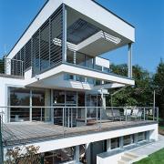 ArchitektInnen / KünstlerInnen: t-hoch-n Ziviltechniker GmbH<br>Projekt: Haus R.<br>Aufnahmedatum: 06/08<br>Format: 6x9cm C-Dia<br>Lieferformat: Dia-Duplikat, Scan 300 dpi<br>Bestell-Nummer: 080618-06<br>