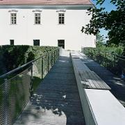 ArchitektInnen / KünstlerInnen: Johannes Zieser, Johannes Zieser<br>Projekt: Schloss St.Peter in der Au<br>Aufnahmedatum: 09/08<br>Format: 6x9cm C-Neg<br>Lieferformat: C-Print, Scan 300 dpi<br>Bestell-Nummer: 080909-06<br>