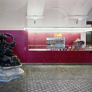 ArchitektInnen / KünstlerInnen: Michael Embacher<br>Projekt: Schönbrunn Cafe<br>Aufnahmedatum: 11/08<br>Format: 6x9cm C-Neg<br>Lieferformat: C-Print, Scan 300 dpi<br>Bestell-Nummer: 081117-05<br>
