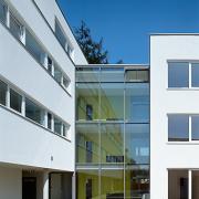 ArchitektInnen / KünstlerInnen: Johannes Zieser<br>Projekt: Wohnhausanlage<br>Aufnahmedatum: 11/08<br>Format: 6x9cm C-Dia<br>Lieferformat: Dia-Duplikat, Scan 300 dpi<br>Bestell-Nummer: 081115-09<br>