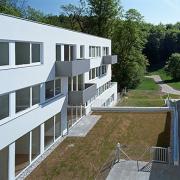 ArchitektInnen / KünstlerInnen: Johannes Zieser<br>Projekt: Wohnhausanlage<br>Aufnahmedatum: 11/08<br>Format: 6x9cm C-Dia<br>Lieferformat: Dia-Duplikat, Scan 300 dpi<br>Bestell-Nummer: 081115-10<br>