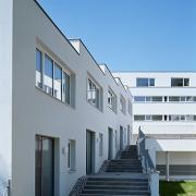 ArchitektInnen / KünstlerInnen: Johannes Zieser<br>Projekt: Wohnhausanlage<br>Aufnahmedatum: 11/08<br>Format: 6x9cm C-Dia<br>Lieferformat: Dia-Duplikat, Scan 300 dpi<br>Bestell-Nummer: 081115-13<br>