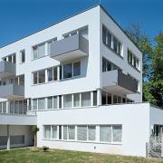 ArchitektInnen / KünstlerInnen: Johannes Zieser<br>Projekt: Wohnhausanlage<br>Aufnahmedatum: 11/08<br>Format: 6x9cm C-Dia<br>Lieferformat: Dia-Duplikat, Scan 300 dpi<br>Bestell-Nummer: 081115-15<br>