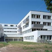ArchitektInnen / KünstlerInnen: Johannes Zieser<br>Projekt: Wohnhausanlage<br>Aufnahmedatum: 11/08<br>Format: 6x9cm C-Dia<br>Lieferformat: Dia-Duplikat, Scan 300 dpi<br>Bestell-Nummer: 081115-14<br>