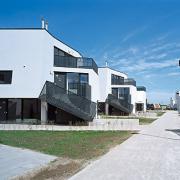 ArchitektInnen / KünstlerInnen: Pichler & Traupmann Architekten ZT GmbH<br>Projekt: Wohnsiedlung Heustadlgasse<br>Aufnahmedatum: 06/09<br>Format: 6x9cm C-Dia<br>Lieferformat: Dia-Duplikat, Scan 300 dpi<br>Bestell-Nummer: 090609-25<br>