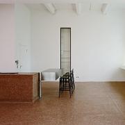 ArchitektInnen / KünstlerInnen: Michael Embacher<br>Projekt: MAK Lounge<br>Aufnahmedatum: 06/09<br>Format: 6x9cm C-Neg<br>Lieferformat: C-Print, Scan 300 dpi<br>Bestell-Nummer: 090616-13<br>