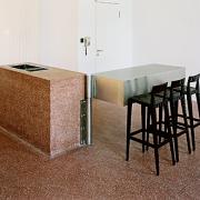 ArchitektInnen / KünstlerInnen: Michael Embacher<br>Projekt: MAK Lounge<br>Aufnahmedatum: 06/09<br>Format: 6x9cm C-Neg<br>Lieferformat: C-Print, Scan 300 dpi<br>Bestell-Nummer: 090616-14<br>