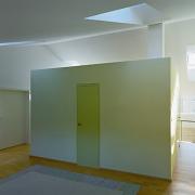ArchitektInnen / KünstlerInnen: HÜBNER ARCHITEKTEN<br>Projekt: Dachbodenausbau A.<br>Aufnahmedatum: 07/09<br>Format: 6x9cm C-Dia<br>Lieferformat: Dia-Duplikat, Scan 300 dpi<br>Bestell-Nummer: 090713-03<br>