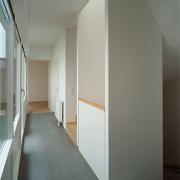 ArchitektInnen / KünstlerInnen: Walter Stelzhammer<br>Projekt: Wohnhausanlage Orasteig<br>Aufnahmedatum: 12/09<br>Format: 6x9cm C-Dia<br>Lieferformat: Dia-Duplikat, Scan 300 dpi<br>Bestell-Nummer: 091203-28<br>