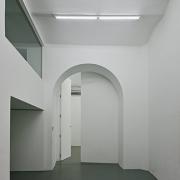 ArchitektInnen / KünstlerInnen: eichinger offices<br>Projekt: Galerie Mezzanin<br>Aufnahmedatum: 01/10<br>Format: digital<br>Lieferformat: Scan 300 dpi<br>Bestell-Nummer: 100120-10<br>