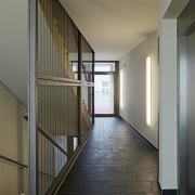 ArchitektInnen / KünstlerInnen: Martin Kohlbauer<br>Projekt: Wohnhausanlage Elite<br>Aufnahmedatum: 02/10<br>Format: digital<br>Lieferformat: Scan 300 dpi<br>Bestell-Nummer: 100222-26<br>