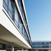 ArchitektInnen / KünstlerInnen: kub a Karl und Bremhorst Architekten<br>Projekt: Pflegeheim Pichling<br>Aufnahmedatum: 04/10<br>Format: digital<br>Lieferformat: Scan 300 dpi<br>Bestell-Nummer: 100407-08<br>